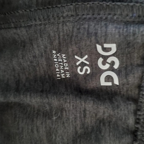 DSG Active Workout Gray 365 XSmall Shorts - Picture 7 of 10